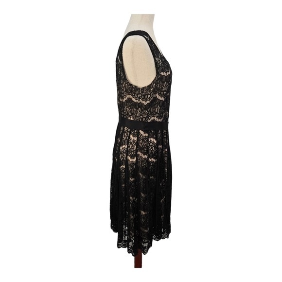 Nanette Lapore Black Lace Dress 8 Romantic Paris‎ Style V Neck Cocktail Party - Picture 6 of 15